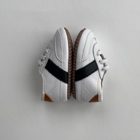 ❌SOLD Little Love Bug Black and White Sneakers - Picture 2 of 6